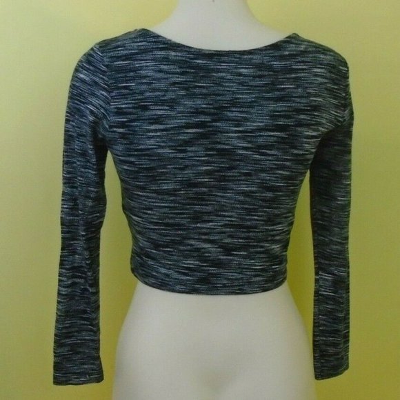 H&M Divided Cropped Black White Striped Top - Picture 3 of 10